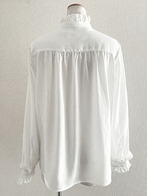 リネンスカラップ刺繍ブラウス｜ユナヒカ