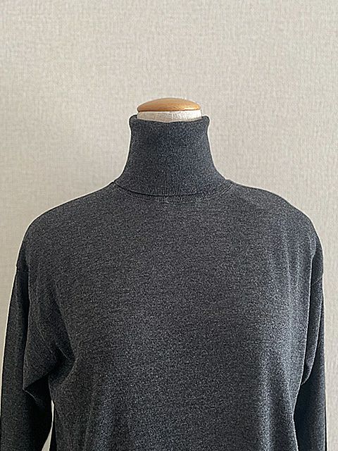 ハイゲージニット　タートルネック｜ユナヒカ